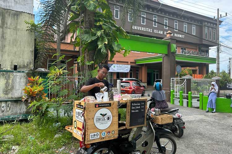 Koffie Story: Rasa Kopi yang Menghidupkan Setiap Sudut Cilacap